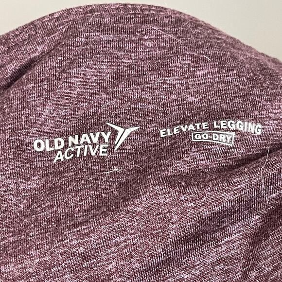 Old Navy • High-Waisted Elevate 7/8-Length Color-Block Leggings - Picture 4 of 5